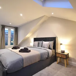 Stunning 3 Bed London